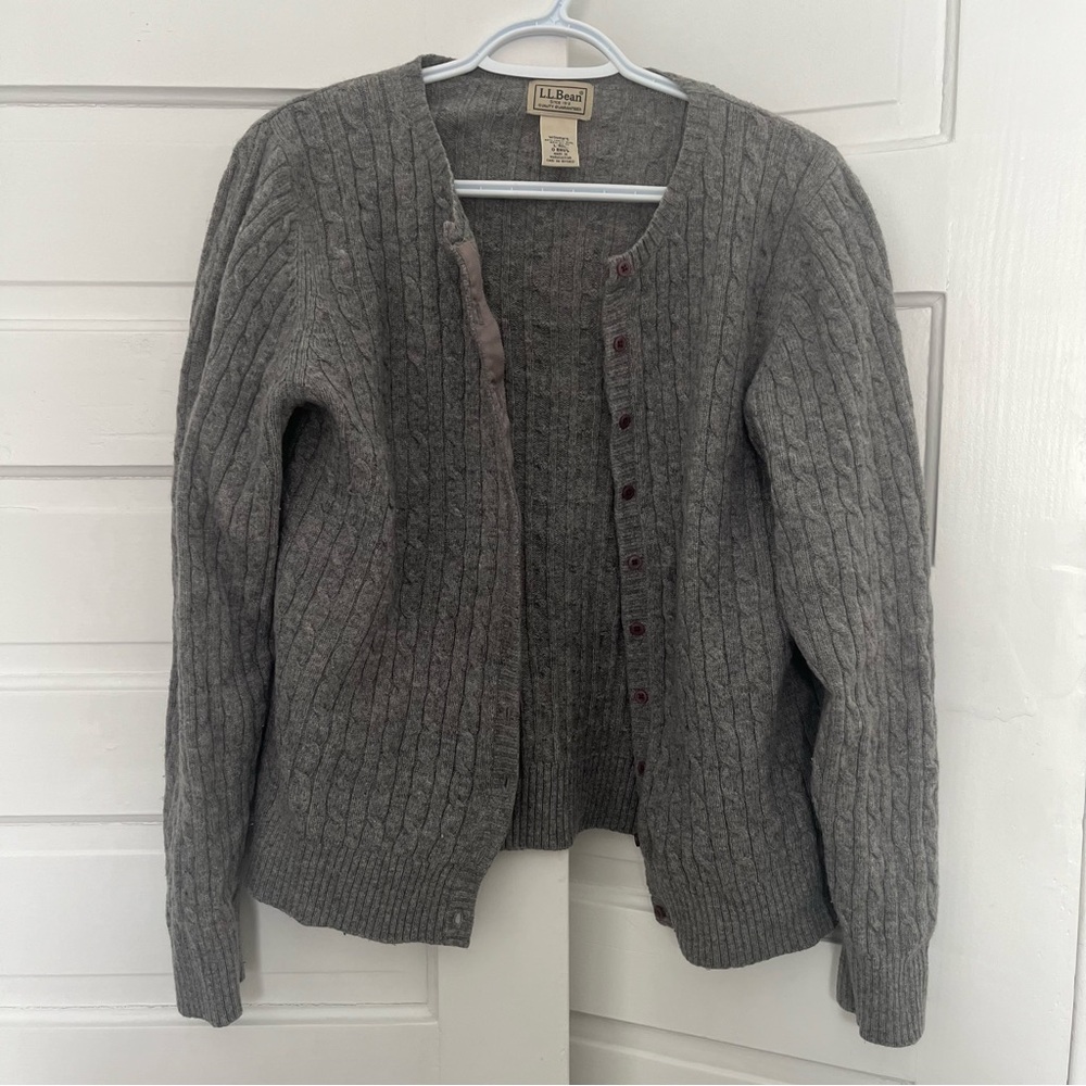 L.L. Bean Lamb’s Wool Gray Cable Knit Cardigan size large